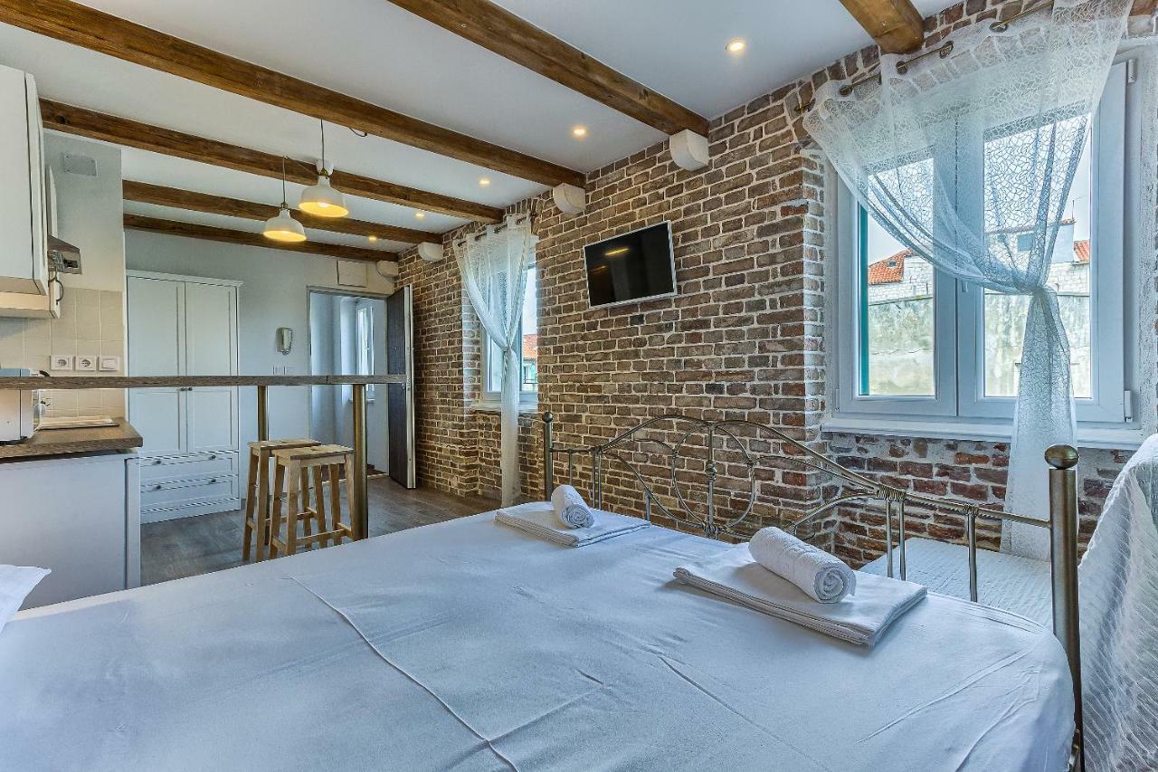 Charming Studio Apartment سبليت المظهر الخارجي الصورة