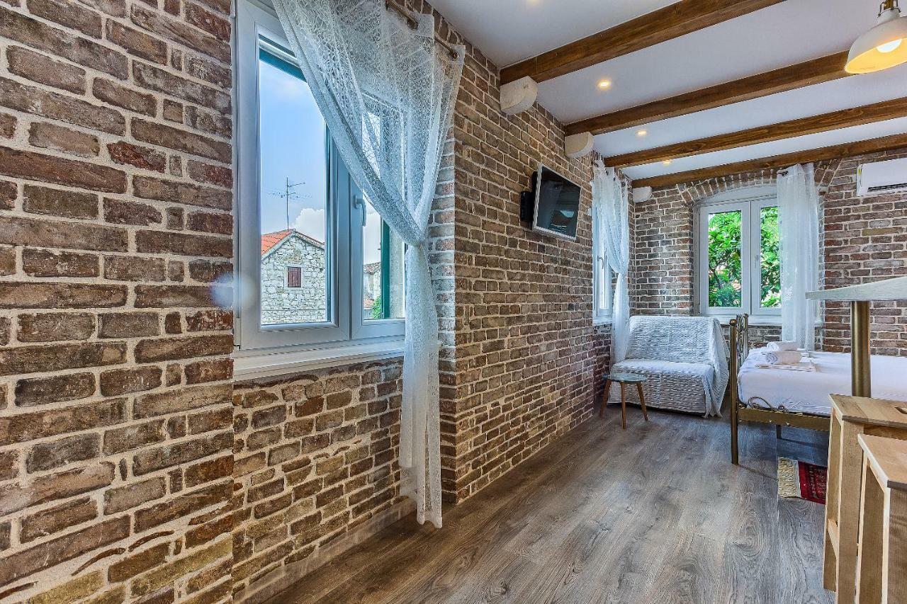 Charming Studio Apartment سبليت المظهر الخارجي الصورة